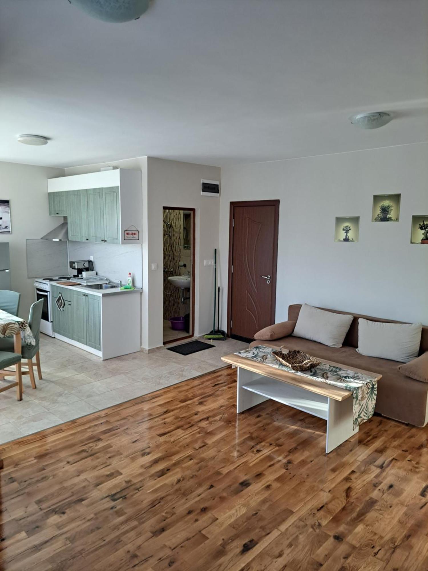 Megi Apartments, Nesebar Sity Esterno foto